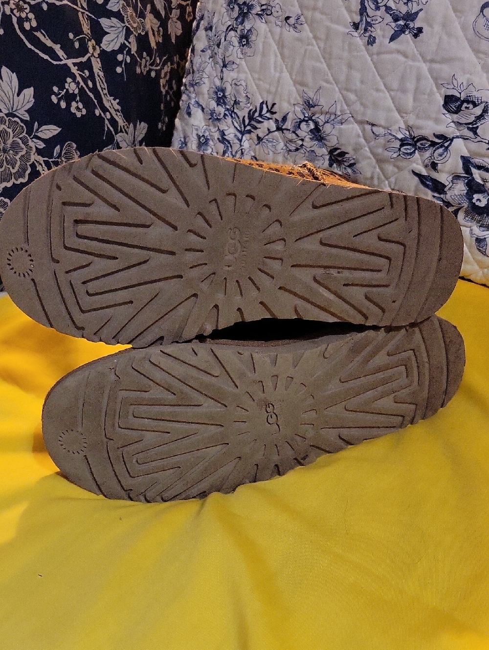 UGG Cheetah print boots w sheepskin lining, Size7 - Picture 5 of 10